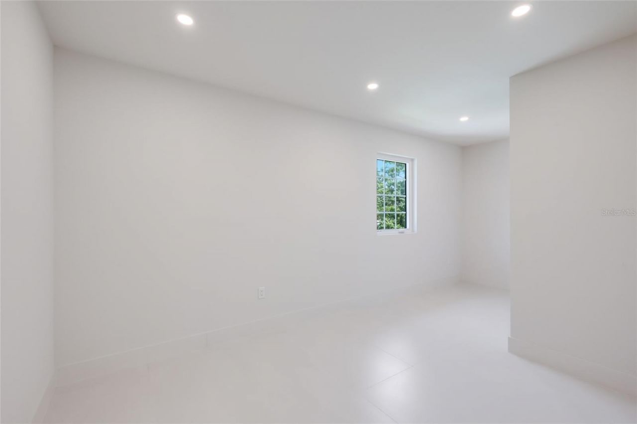 2596 Floyd Street, Sarasota, FL 34239 Photo
