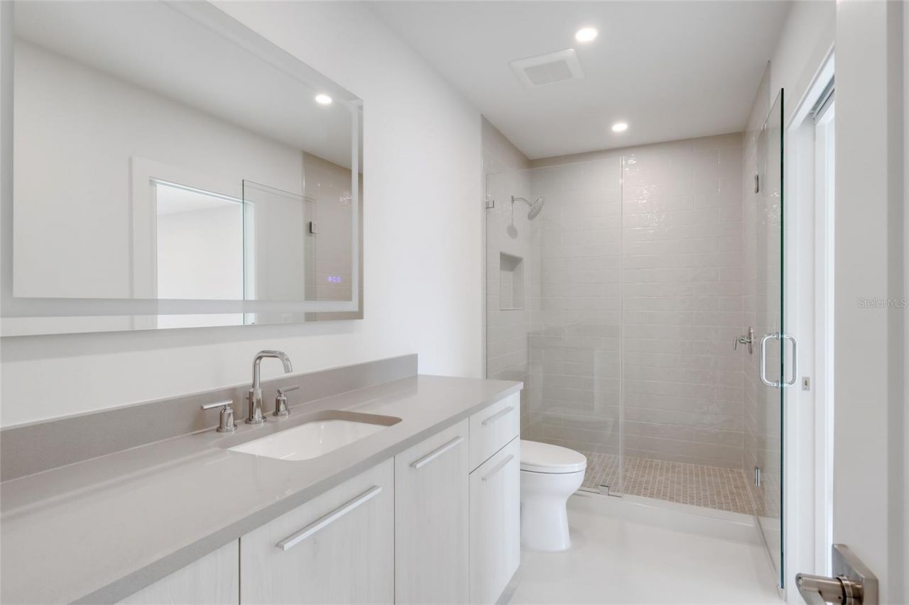 2596 Floyd Street, Sarasota, FL 34239 Photo