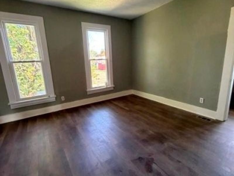 1329 Central Avenue , Zanesville, OH 43701 Photo 16