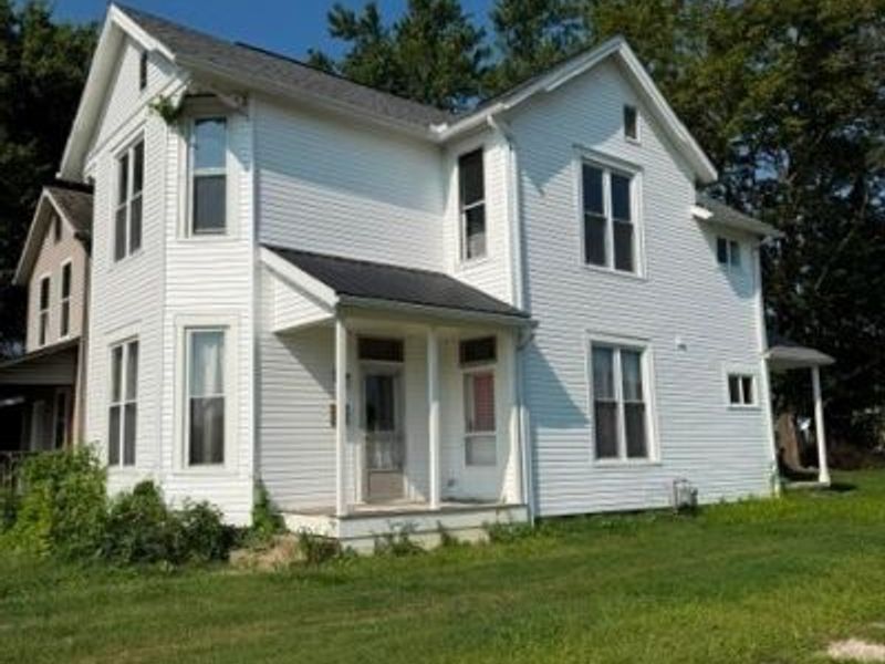 1329 Central Avenue , Zanesville, OH 43701 Photo 2