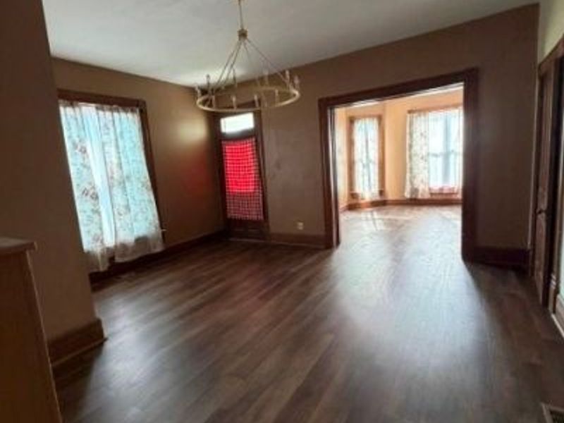 1329 Central Avenue , Zanesville, OH 43701 Photo 8