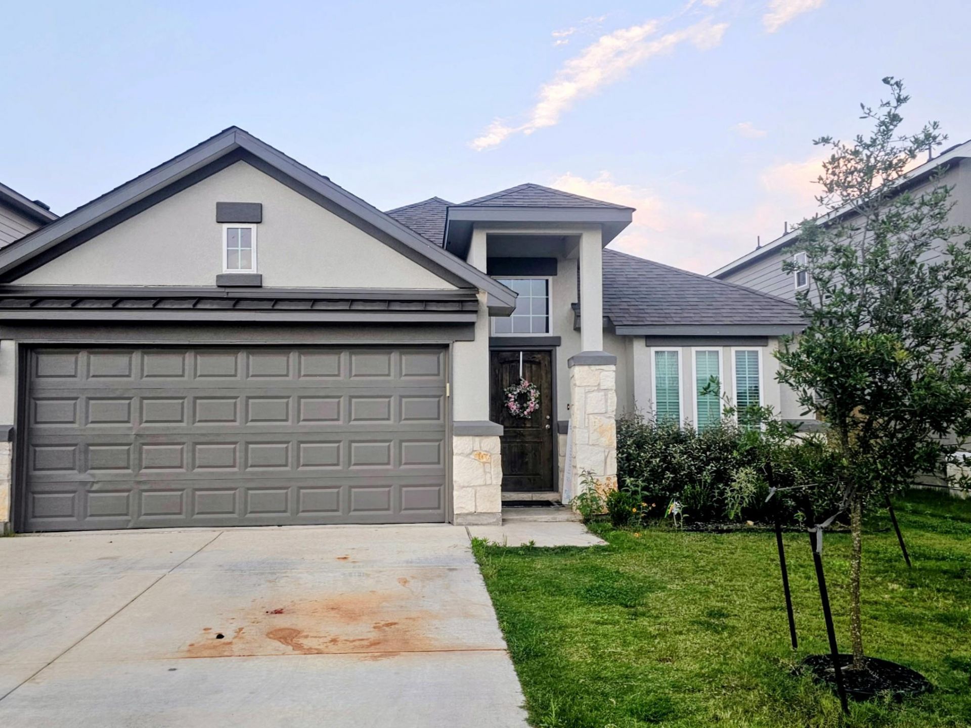 154 Arena Dr, Liberty Hill, TX 78642 Main Photo