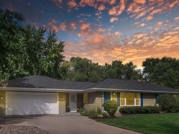 4616 Nord Drive, Bloomington, MN 55437