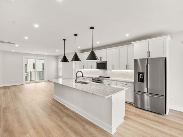 820 42nd Ave N, Nashville, TN 37209