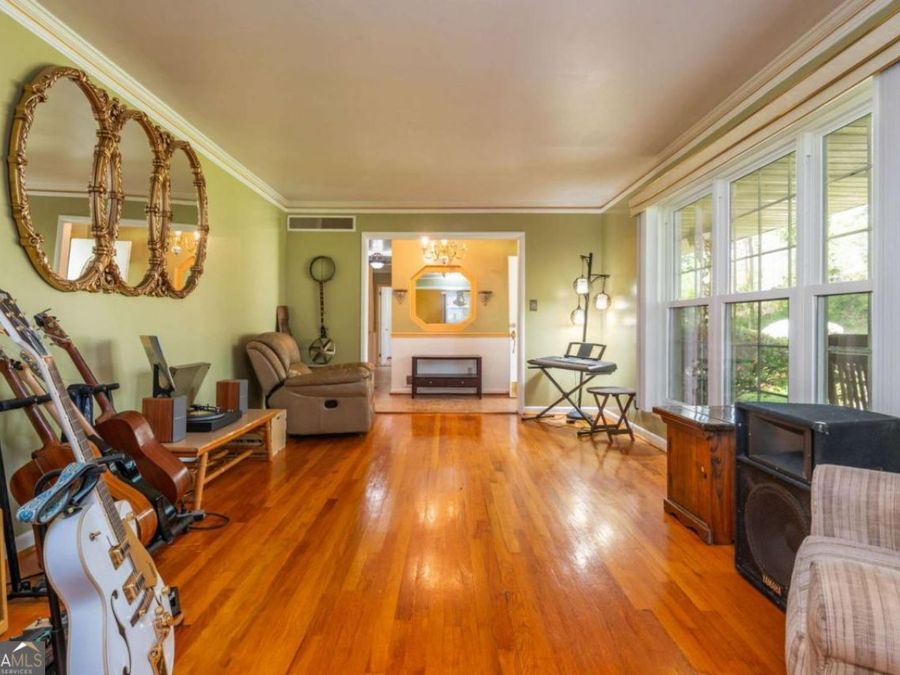 Property Image 5