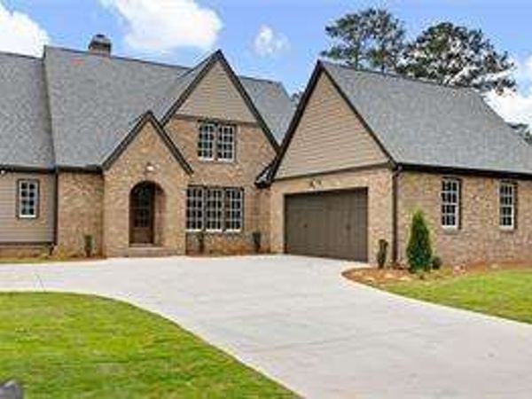 1818 Maple Street, Carrollton, GA 30117