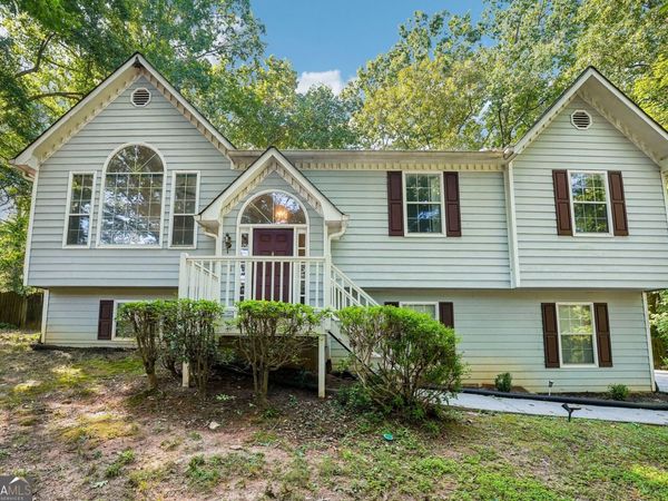 143 Hartwood Drive, Woodstock, GA 30189