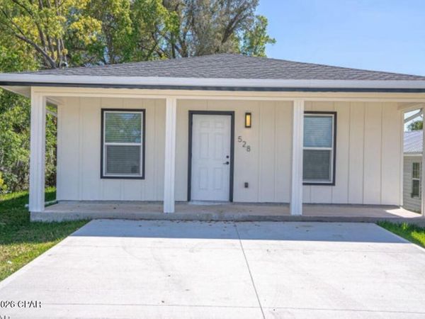 528 E 9th Street , Panama City, FL 32401