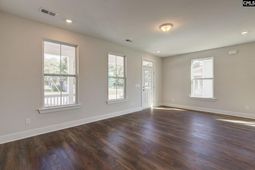 750 Poplar Street photo 4
