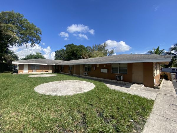 1019 NW 5TH Avenue, Unit 6, Fort Lauderdale, FL 33311
