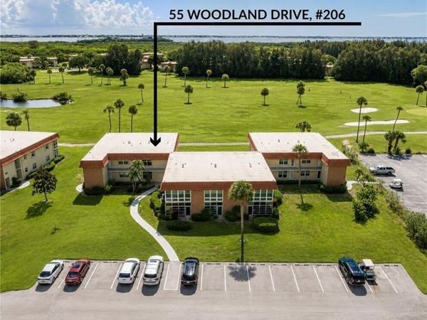 55 WOODLAND Drive, Unit 206, Vero Beach, FL 32962