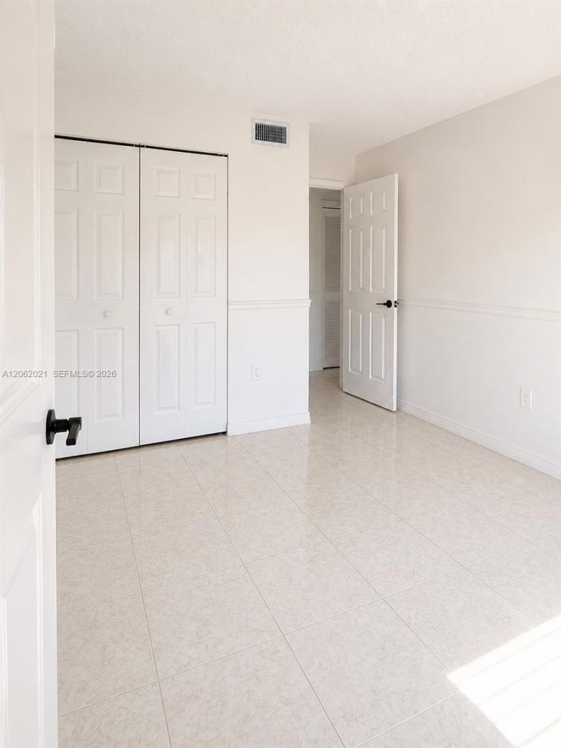 6095 W 18th Ave , Unit S216, Hialeah, FL 33012 Photo