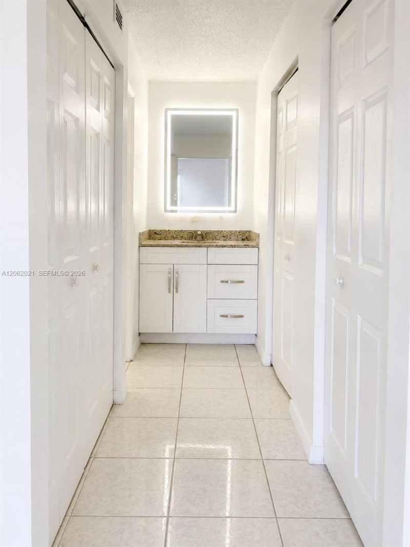 6095 W 18th Ave , Unit S216, Hialeah, FL 33012 Photo
