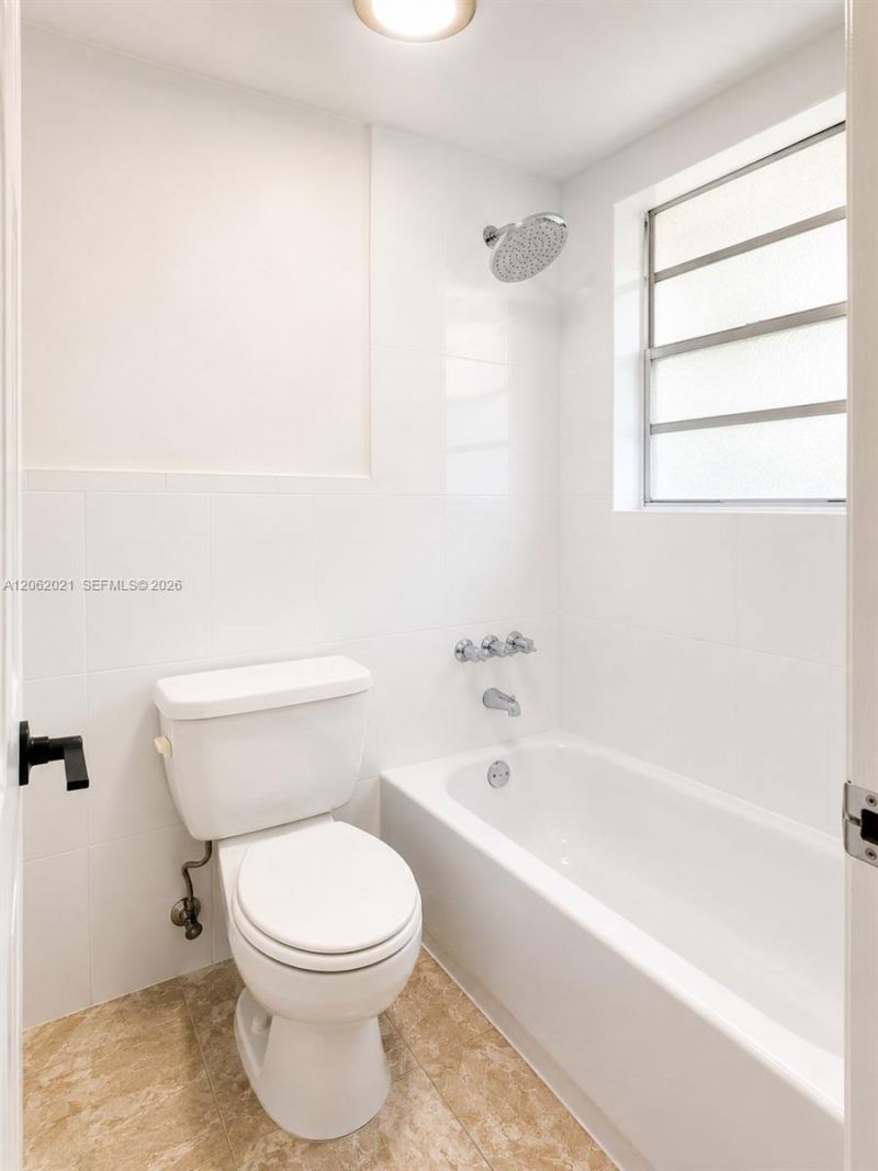 6095 W 18th Ave , Unit S216, Hialeah, FL 33012 Photo