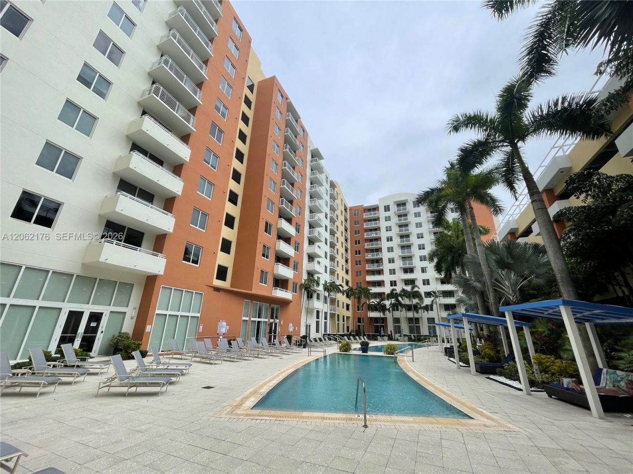 18800 NE 29th Ave, Unit 418, Aventura, FL 33180 Photo