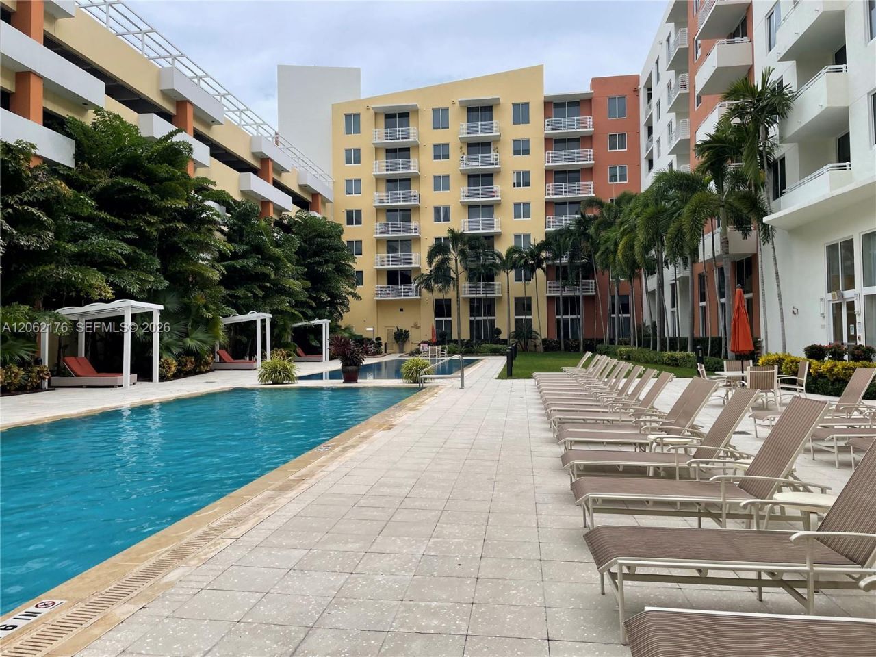 18800 NE 29th Ave, Unit 418, Aventura, FL 33180 Photo
