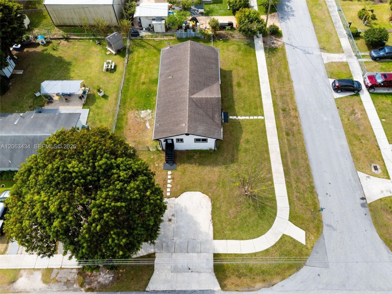 1867 NW 8th Ave, Homestead, FL 33030 Photo