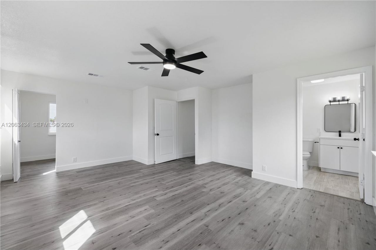 1867 NW 8th Ave, Homestead, FL 33030 Photo