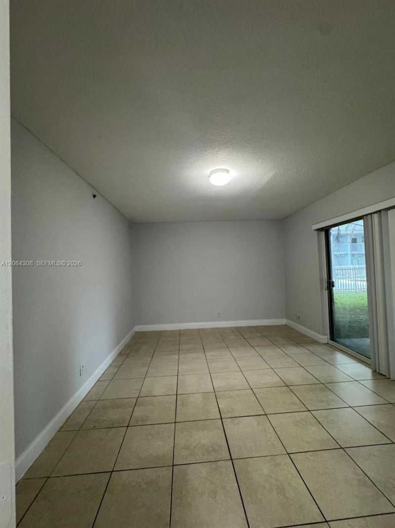 4271 NW 5th St , Unit 130, Plantation, FL 33317 Photo