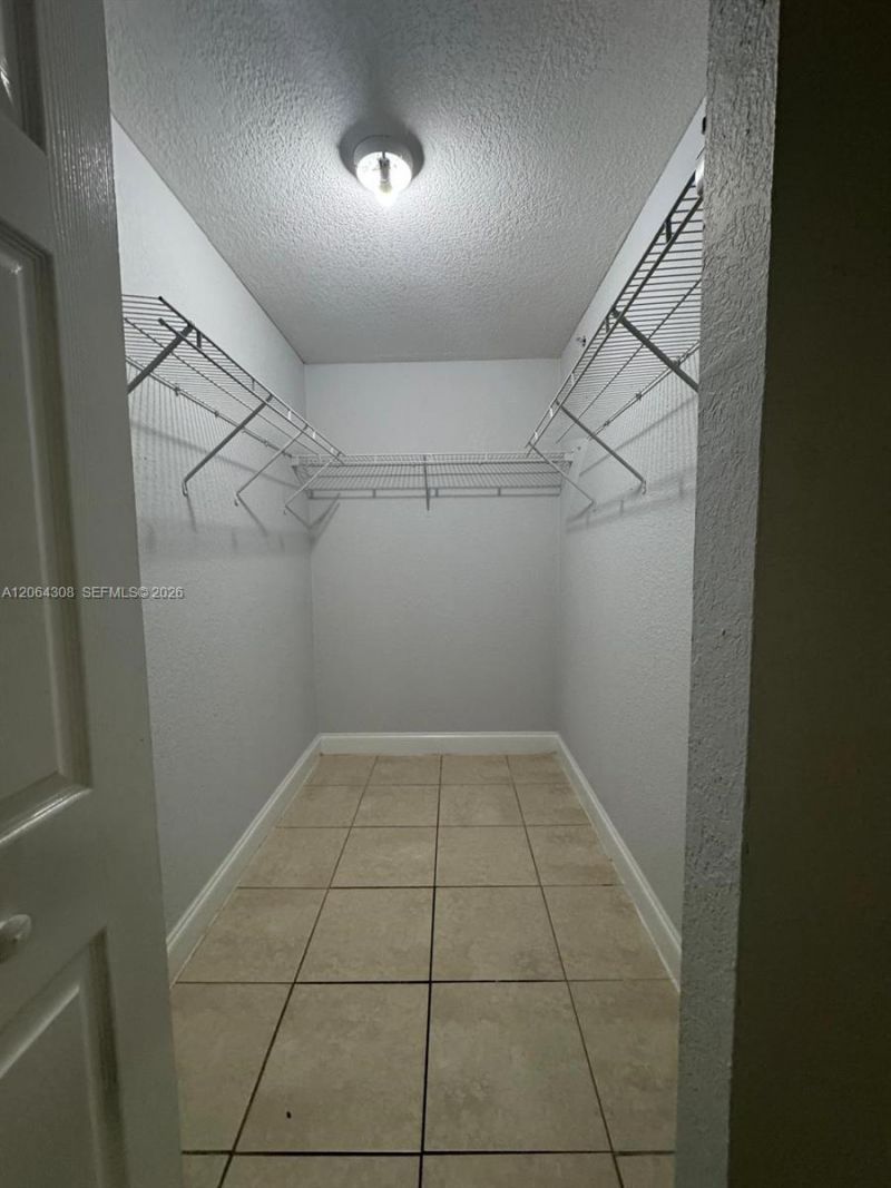 4271 NW 5th St , Unit 130, Plantation, FL 33317 Photo