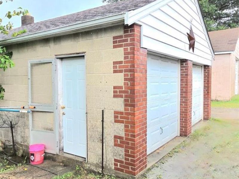 656 W Plane Street, Bethel, OH 45106 Photo 5