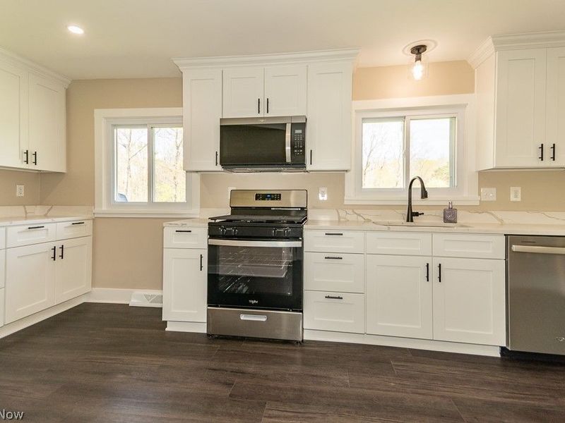 8839 Billings Road, Kirtland, OH 44094 Photo 4