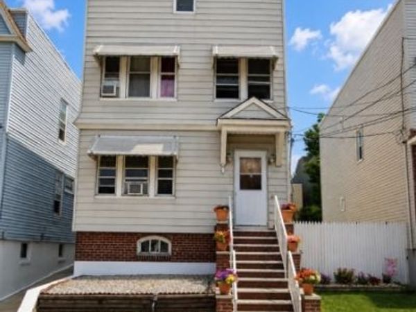 266 Columbia Ave, Jersey, NJ 07307