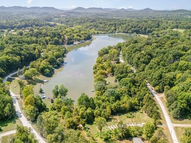 226 Melody Drive, New Haven, KY 40051