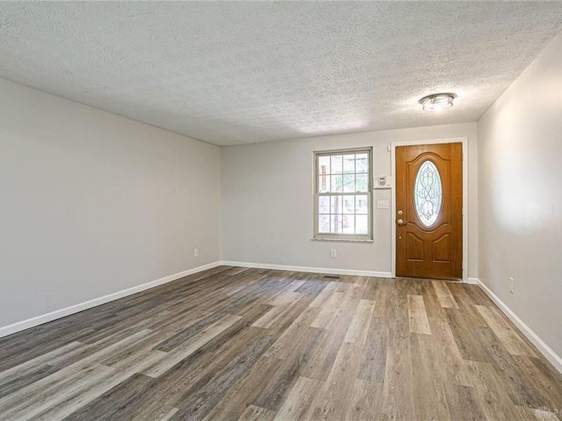 7240 Rustic Woods Drive, Huber Heights, OH 45424 Photo 12