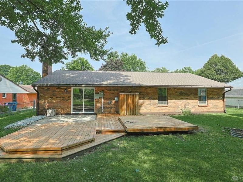 7240 Rustic Woods Drive, Huber Heights, OH 45424 Photo 32