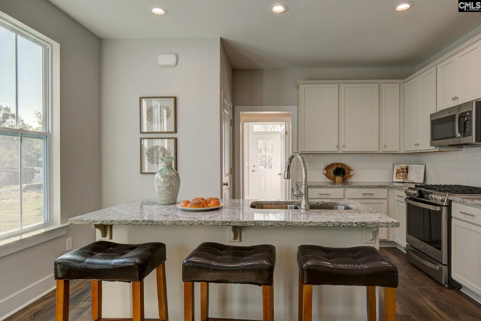 806 Lexington Avenue  Photo 11