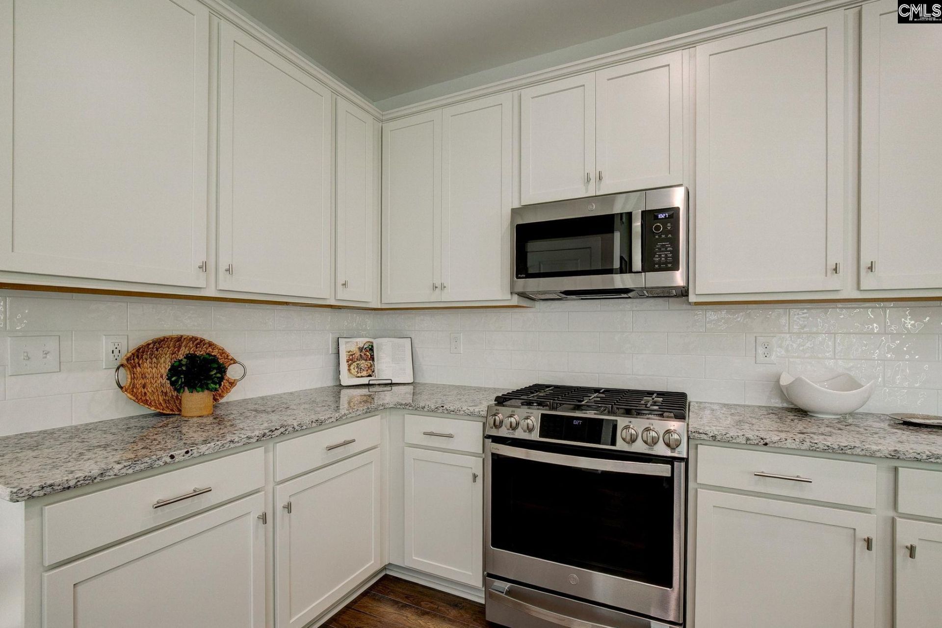 806 Lexington Avenue  Photo 14