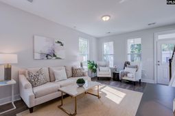 802 Lexington Avenue  photo 4