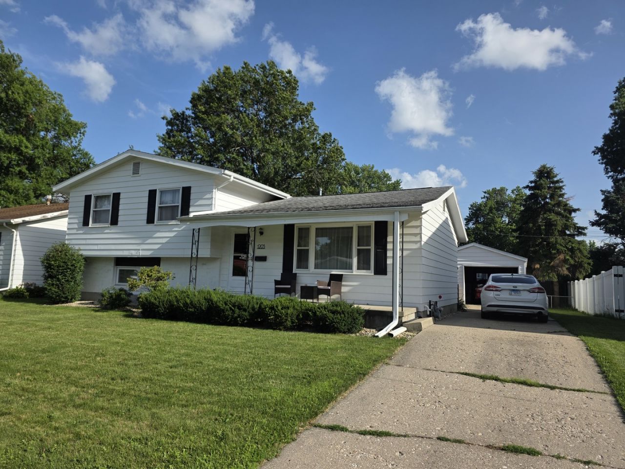 1205 E 18th Street , Sterling, IL 61081 Main Photo