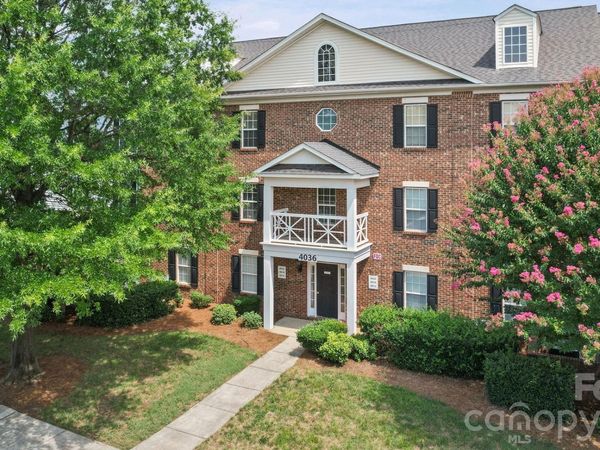 4012 Town Center Road, Harrisburg, NC 28075