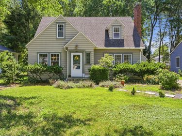 140 Orchard Lane, Benton Harbor, MI 49022