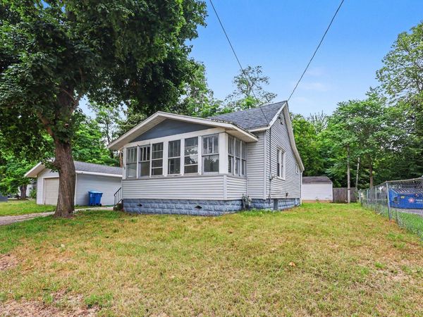 1768 Henry Street, Muskegon, MI 49441