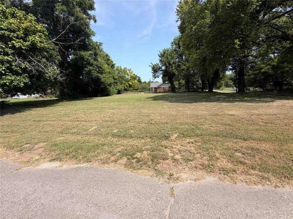 E , Eufaula, OK 74432