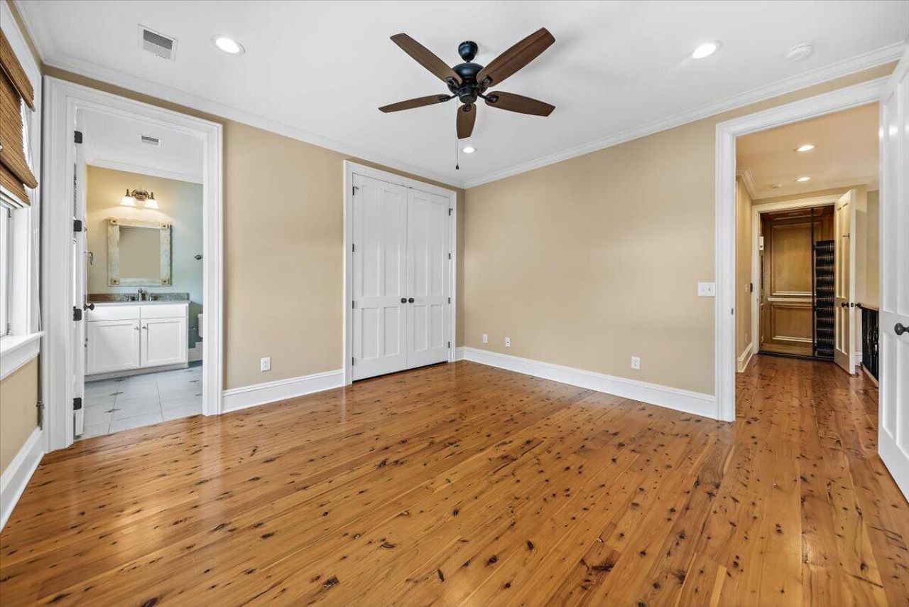 2850 Ion Avenue Photo 56