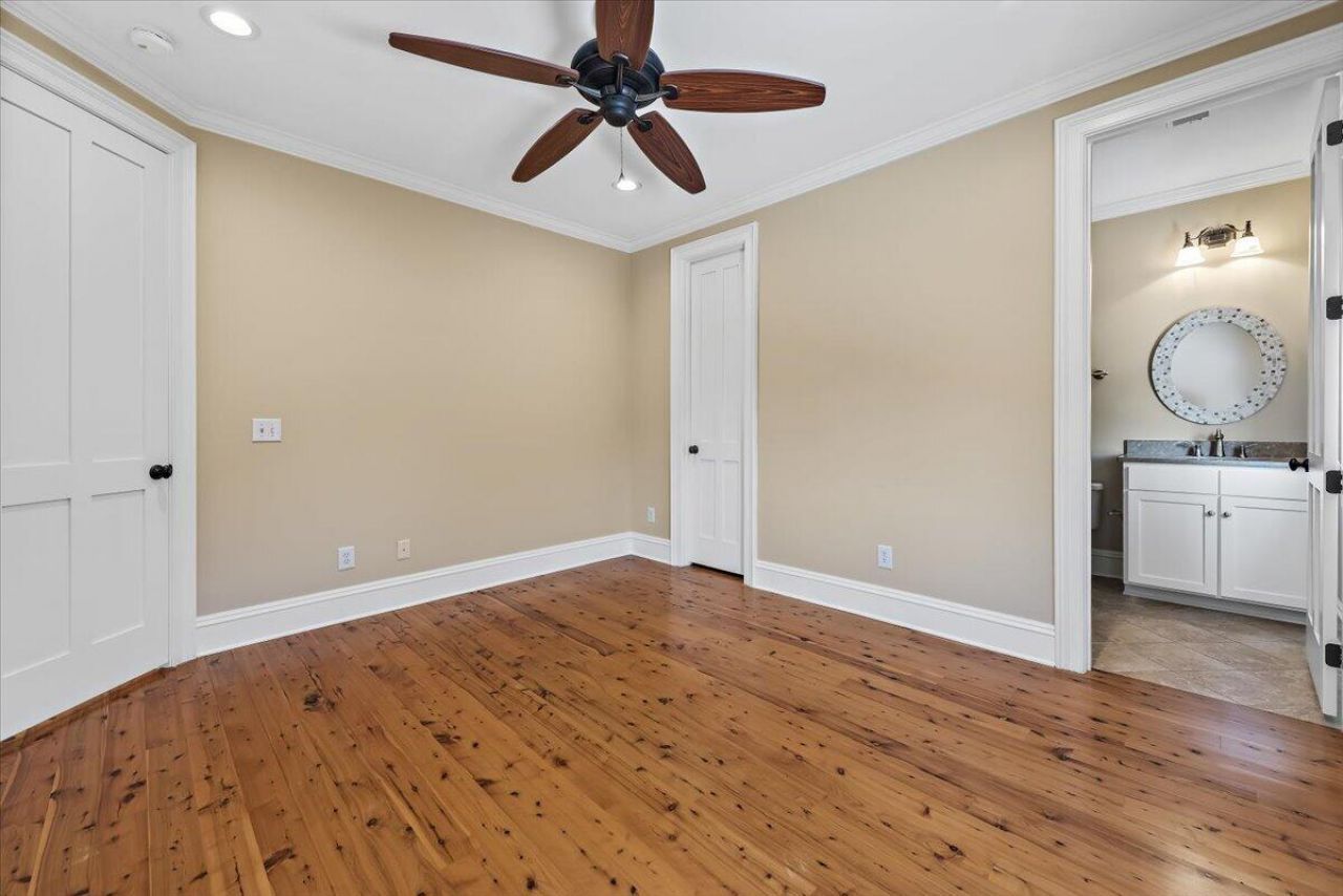 2850 Ion Avenue Photo 58