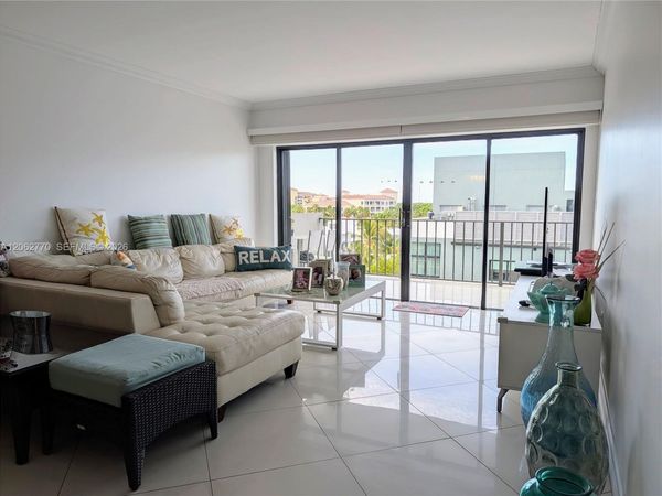 575 Crandon Blvd, Unit 706, Key Biscayne, FL 33149