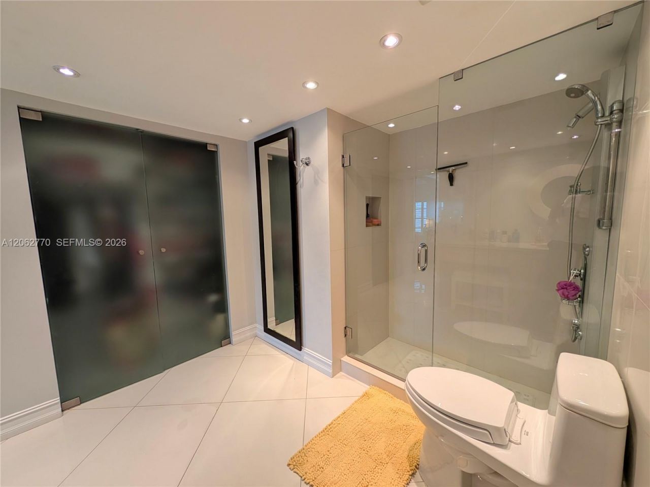 575 Crandon Blvd, Unit 706, Key Biscayne, FL 33149 Photo