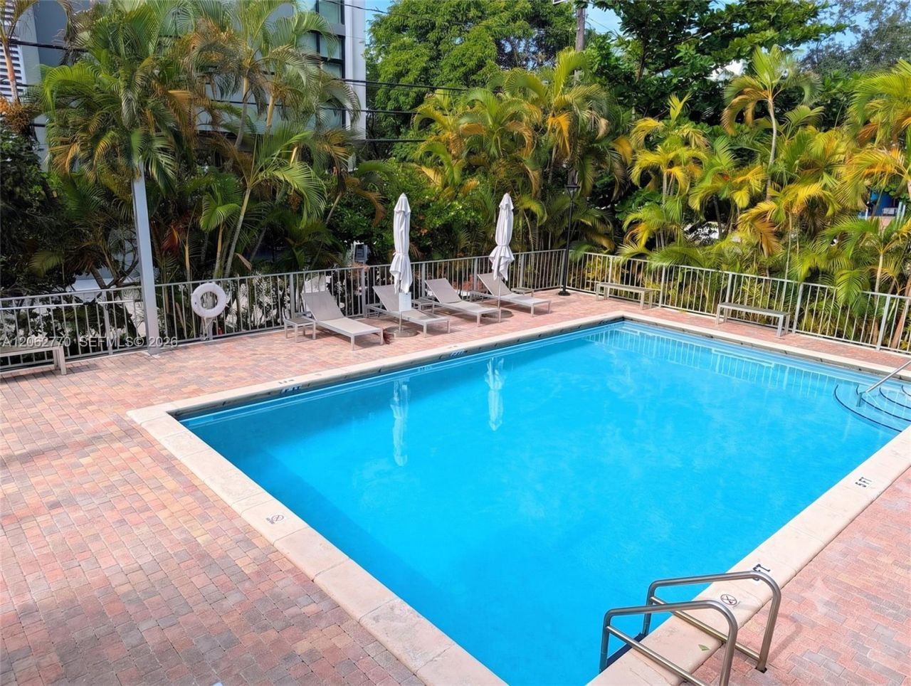 575 Crandon Blvd, Unit 706, Key Biscayne, FL 33149 Photo