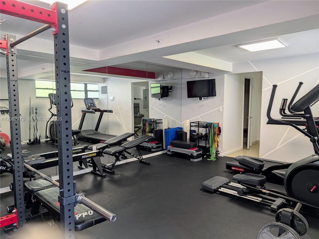 575 Crandon Blvd, Unit 706, Key Biscayne, FL 33149 Photo