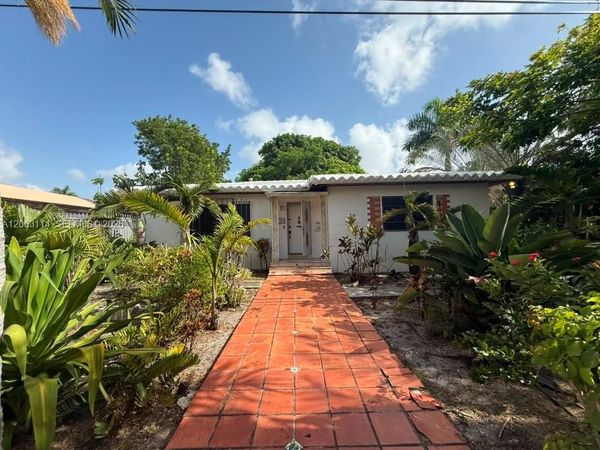 631 NE 60th St, Unit A, Miami, FL 33137