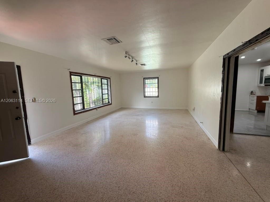 631 NE 60th St, Unit A, Miami, FL 33137 Photo
