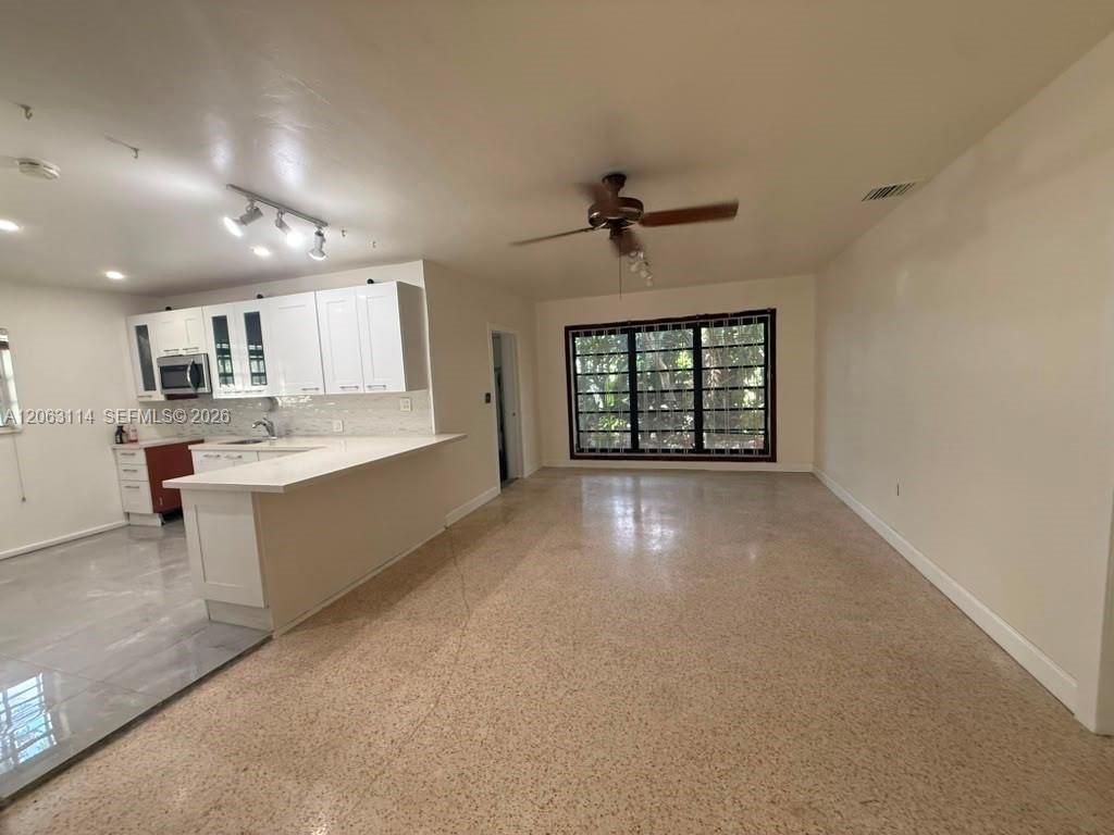 631 NE 60th St, Unit A, Miami, FL 33137 Photo