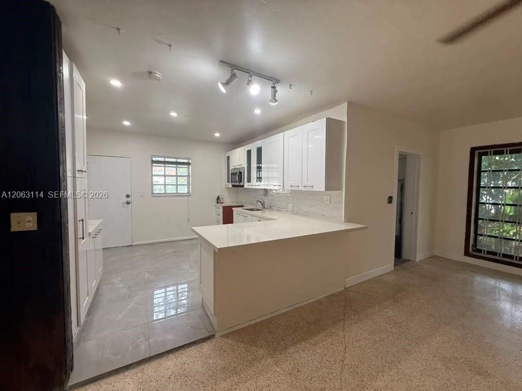631 NE 60th St, Unit A, Miami, FL 33137 Photo