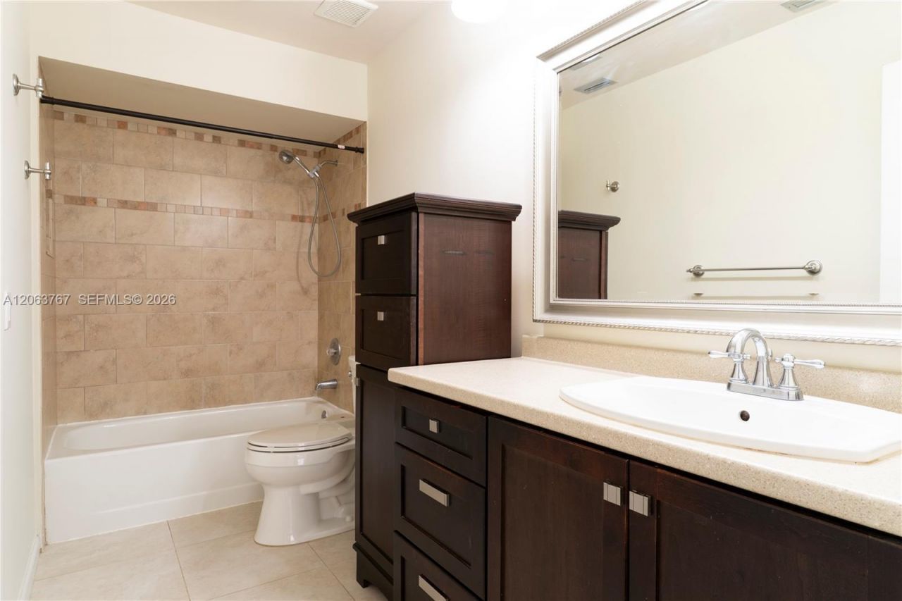 1494 Springside Dr, Unit 1494, Weston, FL 33326 Photo