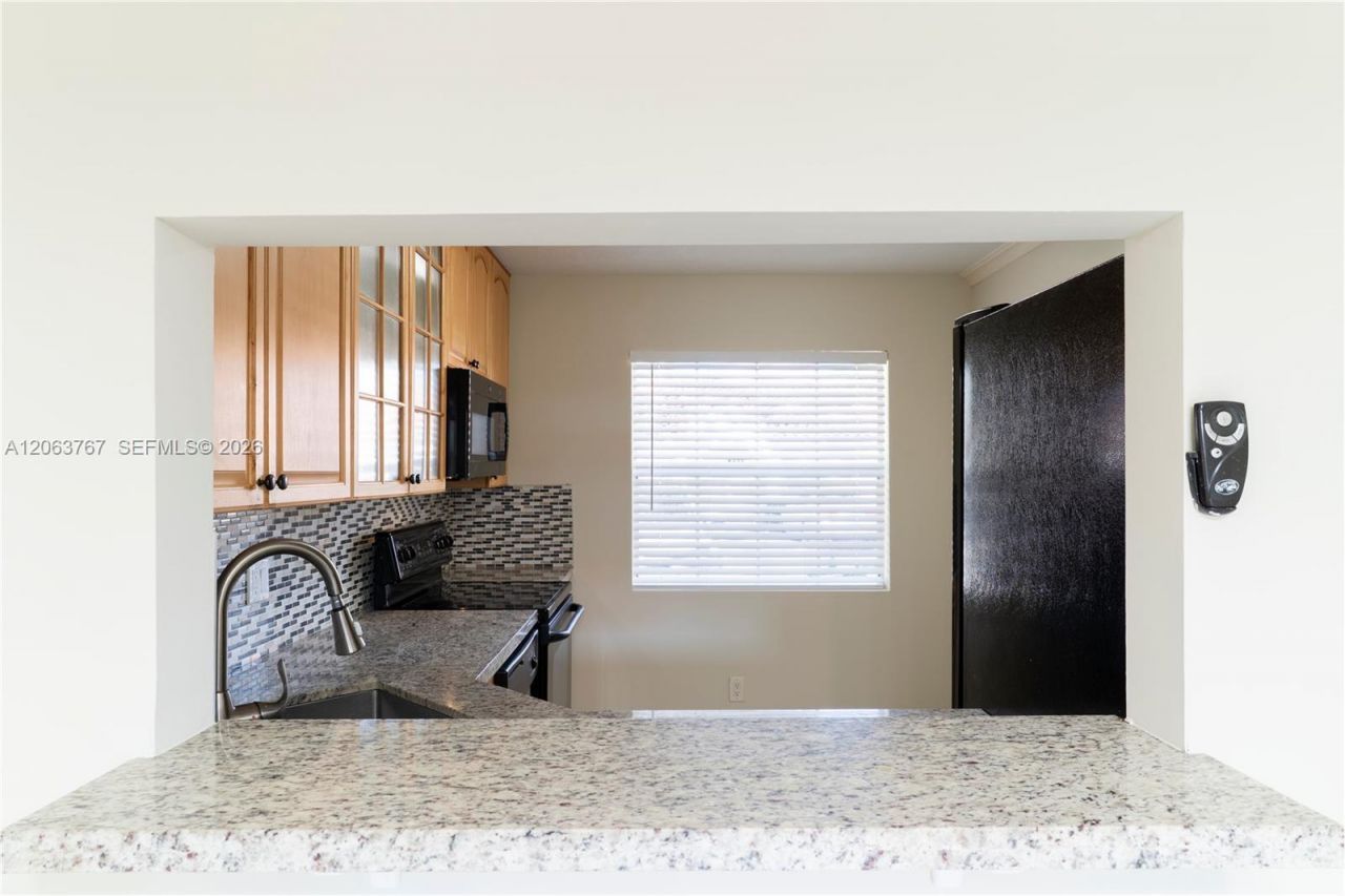1494 Springside Dr, Unit 1494, Weston, FL 33326 Photo